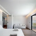 Nuera Villa *