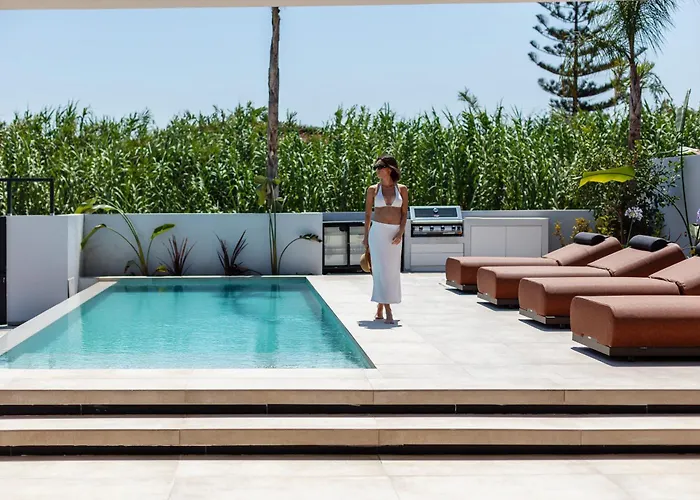 Nuera Chania (Crete)